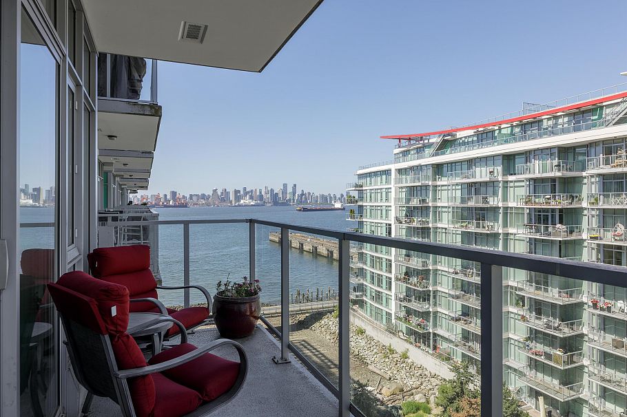 708 185 Victory Ship Way North Vancouver, BC - 3