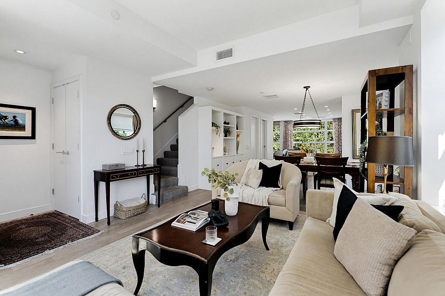 204 1055 Ridgewood Drive North Vancouver, BC - 7
