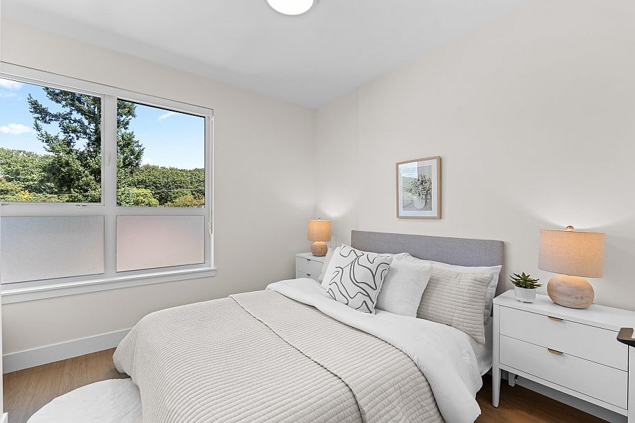 410 2235 E Broadway Vancouver, BC - 11
