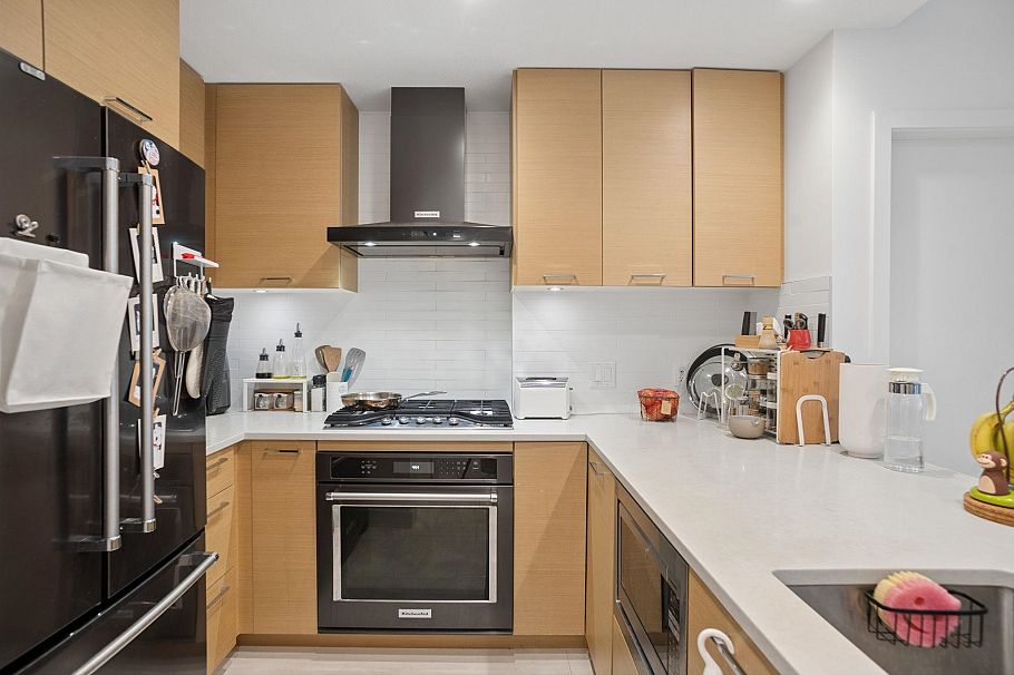 418 3581 Ross Drive Vancouver, BC - 9
