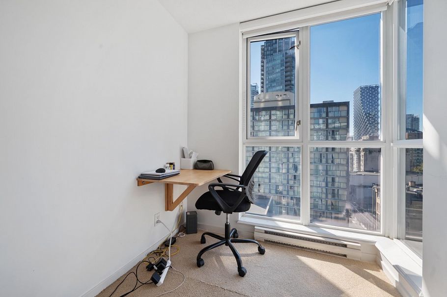 808 1199 Seymour Street Vancouver, BC - 4