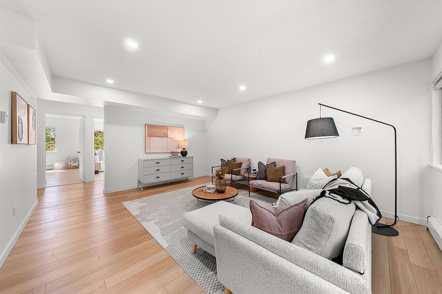 879 Westview Crescent North Vancouver, BC - 6