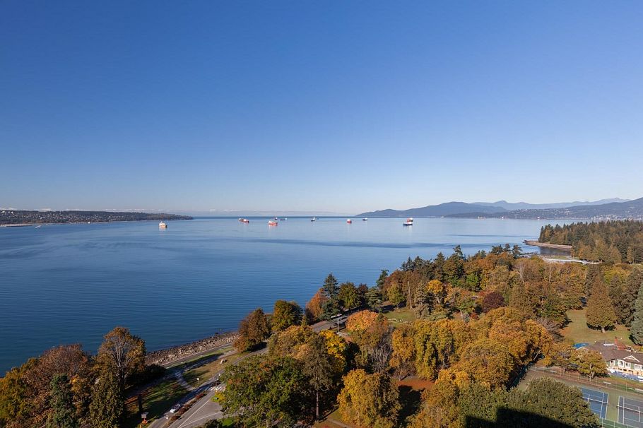 306 2055 Pendrell Street Vancouver, BC - 23