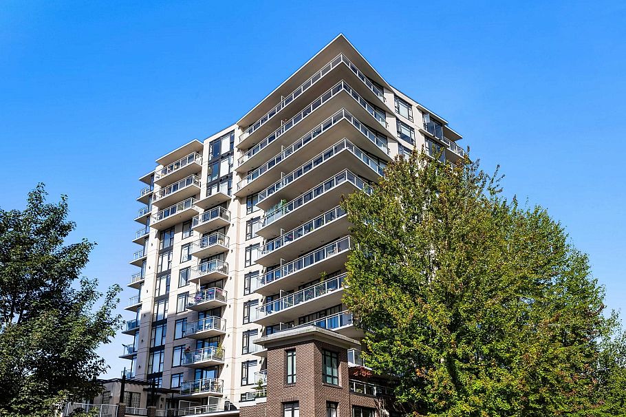 205 175 W 1st Street North Vancouver, BC - 32