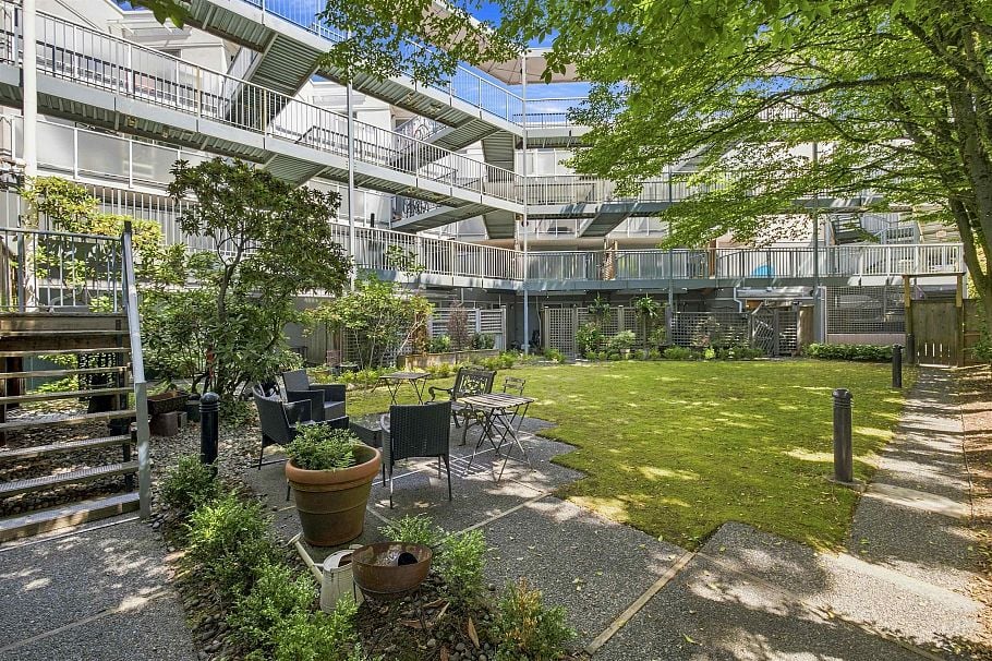 108 2020 W 8th Avenue Vancouver, BC - 31