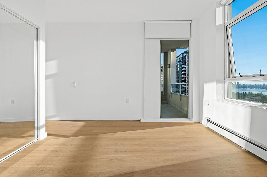 801 120 W 16th Street North Vancouver, BC - 21