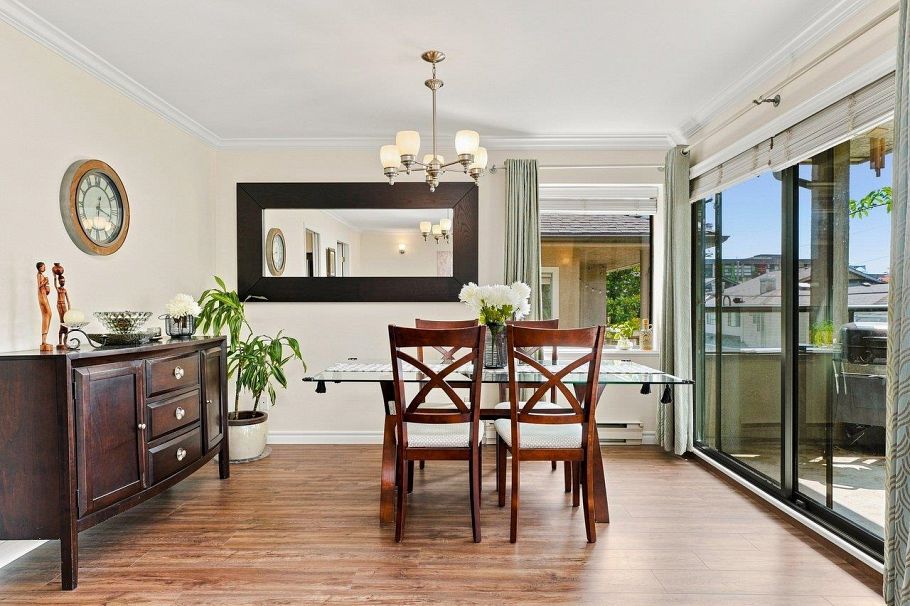 22 2133 St. Georges Avenue North Vancouver, BC - 10