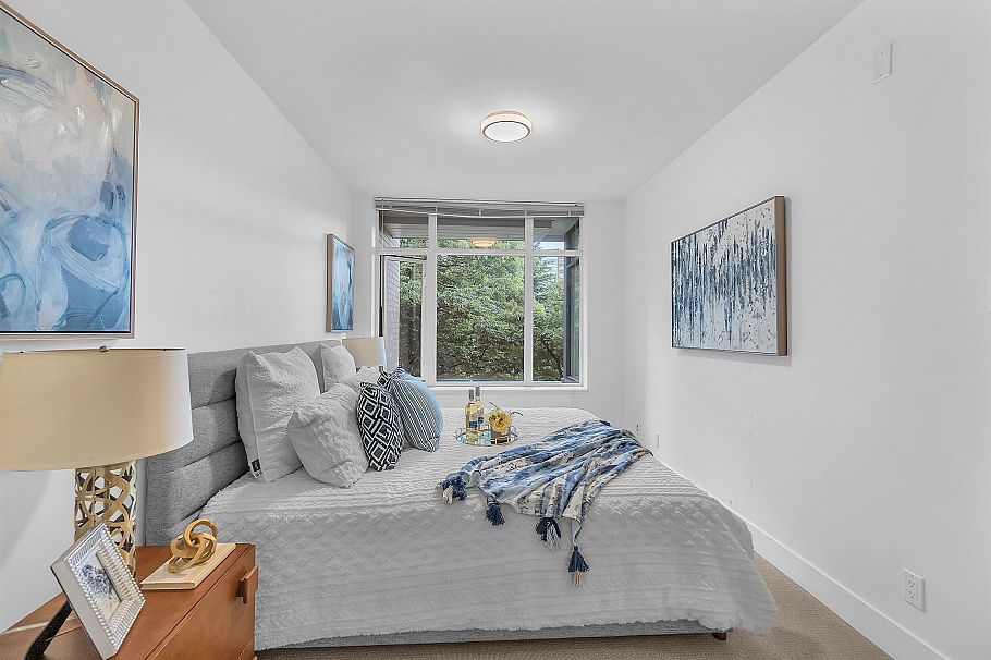 164 W 13th Street North Vancouver, BC - 20