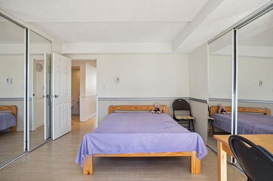 1270 Robson Street Vancouver, BC - 25