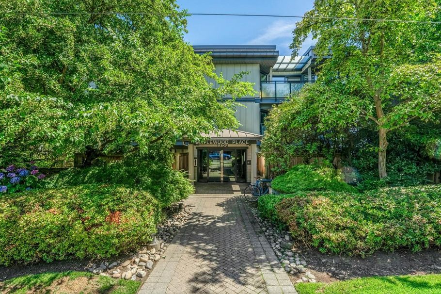 202 1750 Maple Street Vancouver, BC - 30
