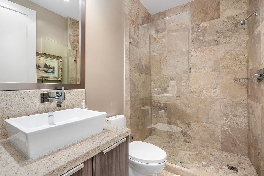 202 181 Athletes Way Vancouver, BC - 27