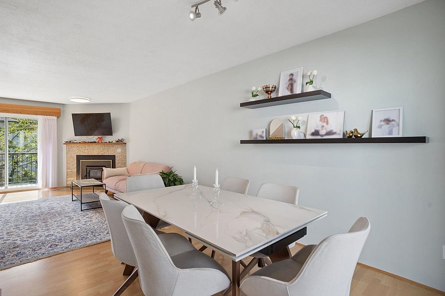 4 220 W 16th Street North Vancouver, BC - 3