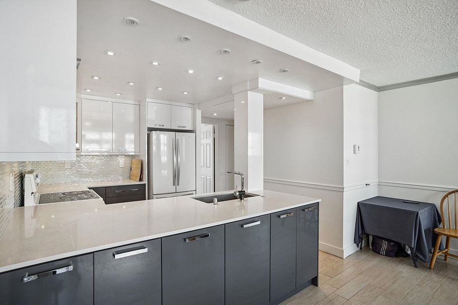 1270 Robson Street Vancouver, BC - 22