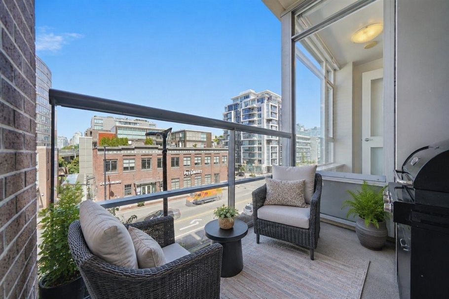 306 2055 Yukon Street Vancouver, BC - 26