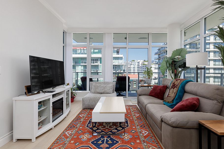 708 185 Victory Ship Way North Vancouver, BC - 10