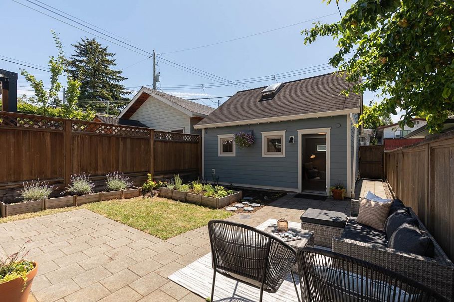618 Union Street Vancouver, BC - 27