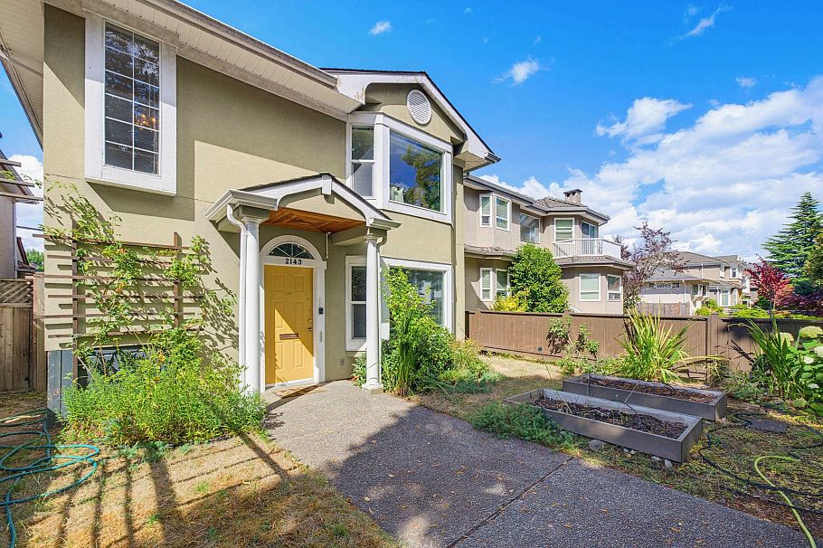 2143 Upland Drive Vancouver, BC - 2