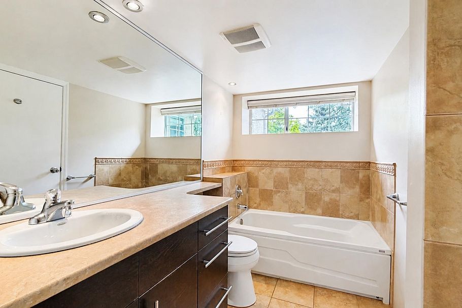 2387 Quayside Court Vancouver, BC - 19
