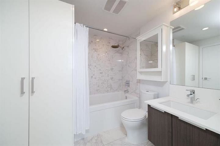 3405 1283 Howe Street Vancouver, BC - 16