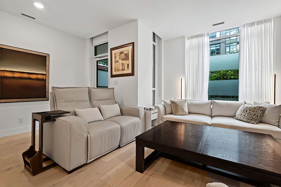2781 Library Lane North Vancouver, BC - 4