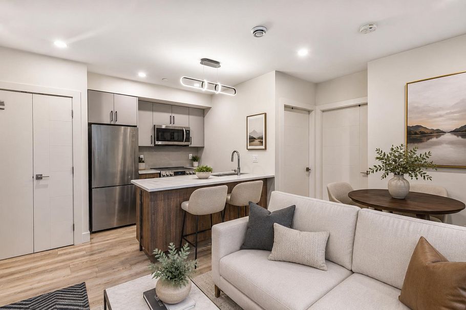2705 Waverley Avenue Vancouver, BC - 12