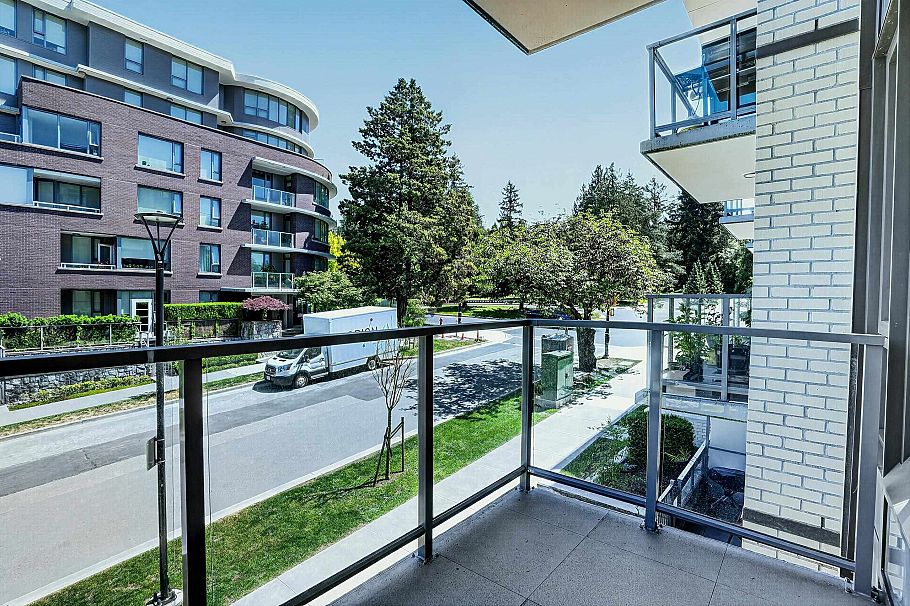 518 W 30th Avenue Vancouver, BC - 27