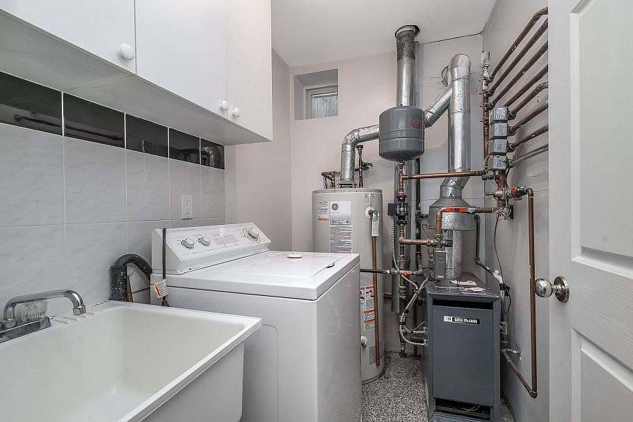 2304 Garden Drive Vancouver, BC - 33