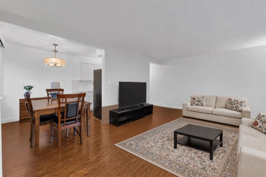 1 1420 Chesterfield Avenue North Vancouver, BC - 3