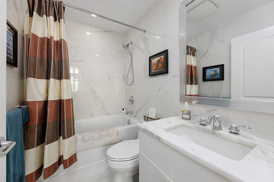 708 185 Victory Ship Way North Vancouver, BC - 17