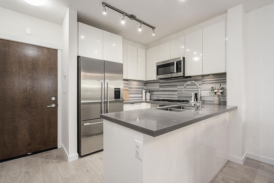 210 3168 Riverwalk Avenue Vancouver, BC - 10