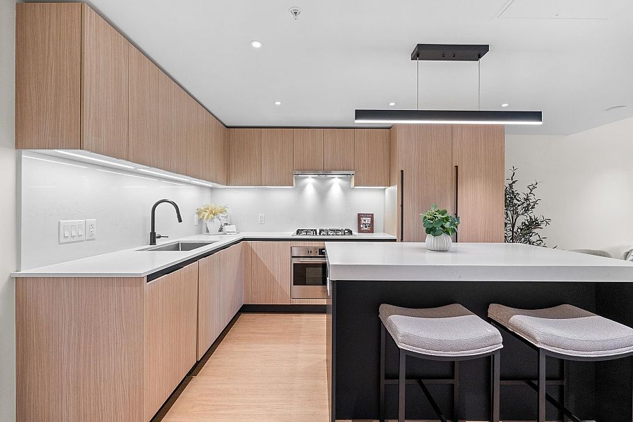 410 2235 E Broadway Vancouver, BC - 6