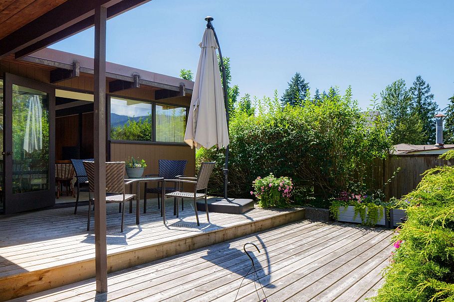 4568 Marineview Crescent North Vancouver, BC - 36
