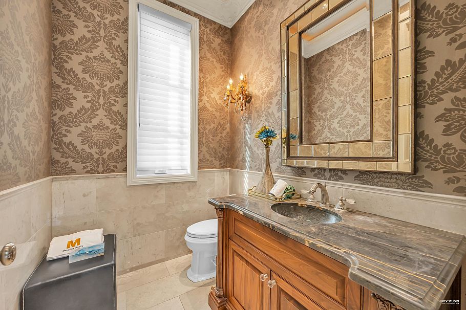 6963 Fremlin Street Vancouver, BC - 16