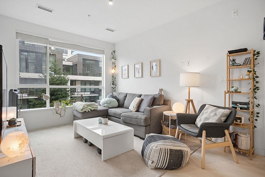 418 3581 Ross Drive Vancouver, BC - 5