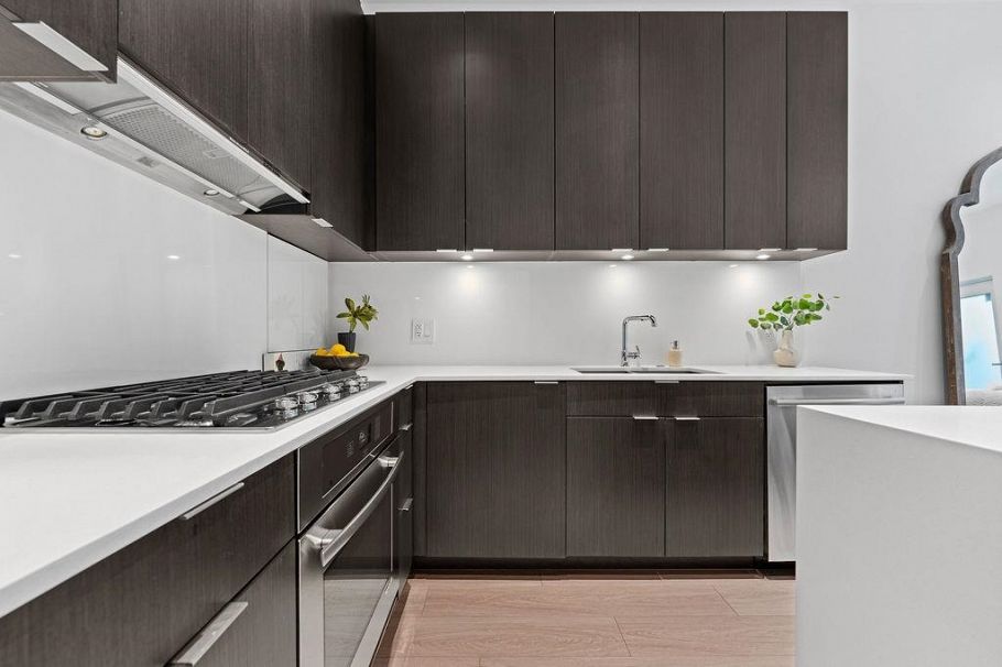 141 E 1st Avenue Vancouver, BC - 28