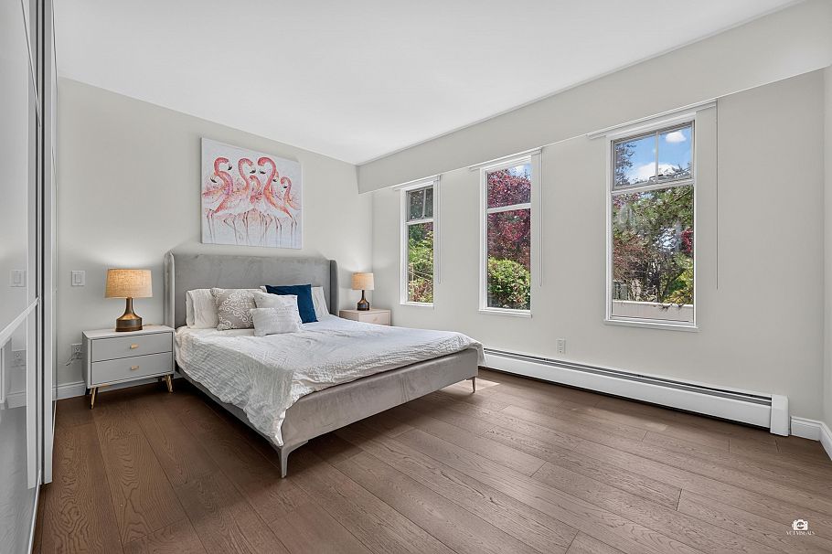 3771 W 30th Avenue Vancouver, BC - 21