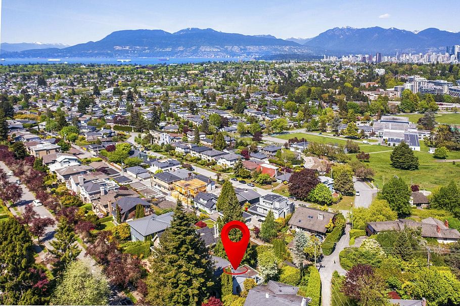 4888 Narvaez Drive Vancouver, BC - 25