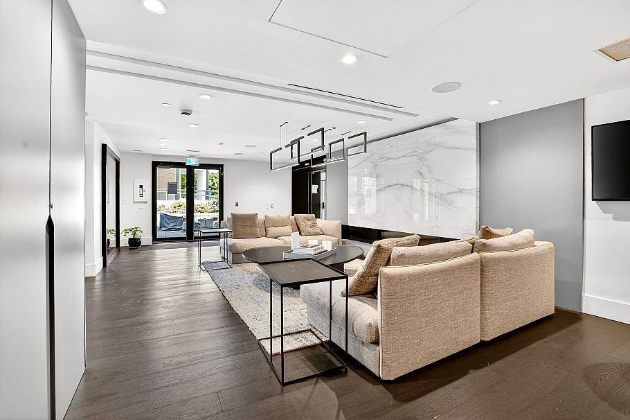518 W 30th Avenue Vancouver, BC - 34
