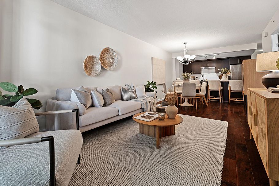 1648 W 7th Avenue Vancouver, BC - 5