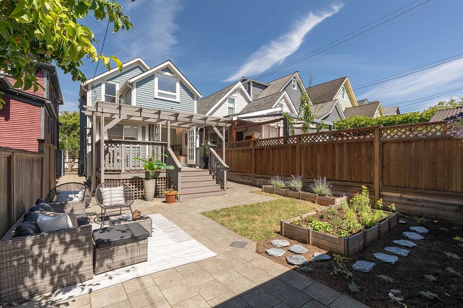 618 Union Street Vancouver, BC - 38