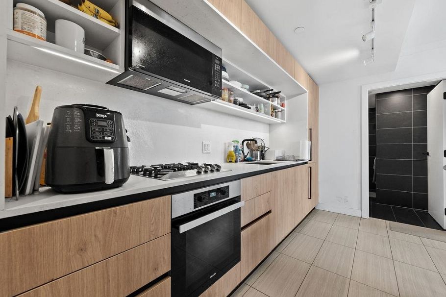 2504 5058 Joyce Street Vancouver, BC - 3