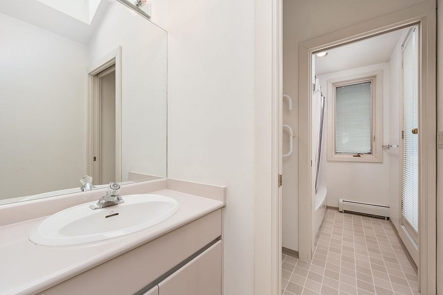 7289 Marguerite Street Vancouver, BC - 20