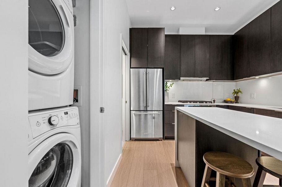 141 E 1st Avenue Vancouver, BC - 26