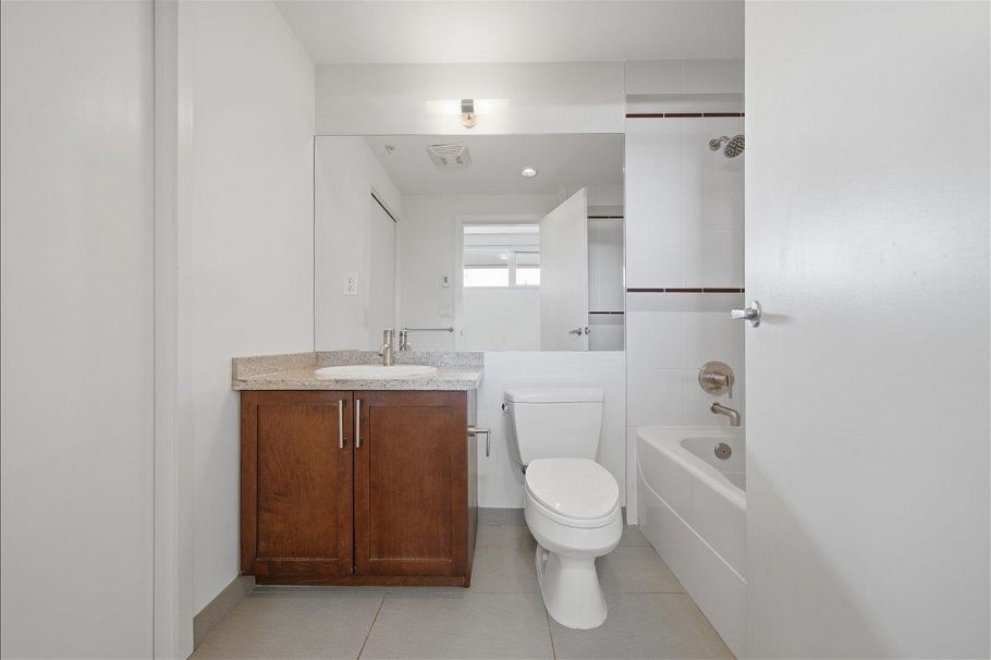 306 2055 Yukon Street Vancouver, BC - 20