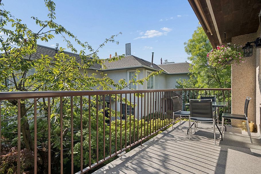 4 220 W 16th Street North Vancouver, BC - 25
