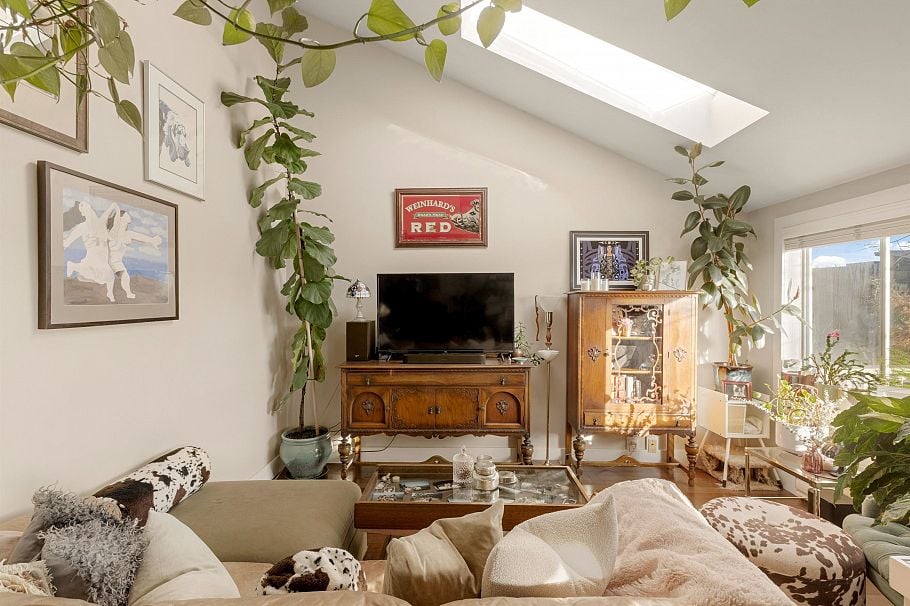 612 E 4th Street North Vancouver, BC - 3