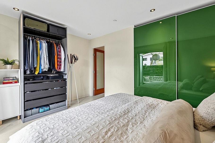 1557 E 20th Avenue Vancouver, BC - 24