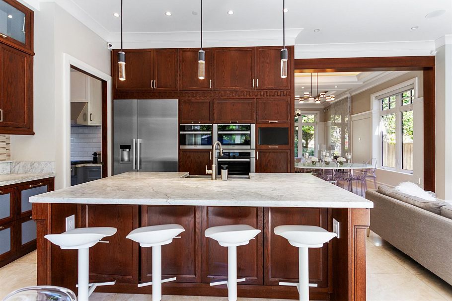 3708 W 35th Avenue Vancouver, BC - 9