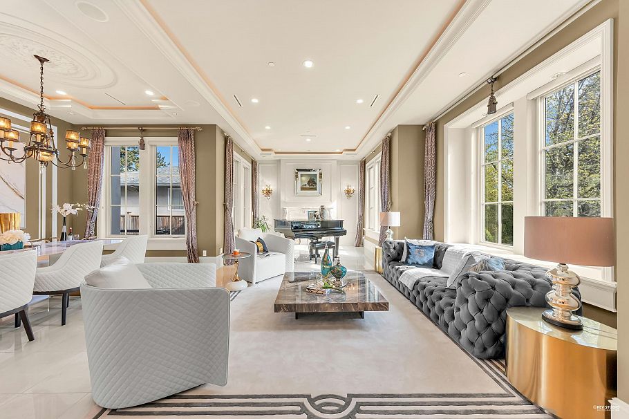6963 Fremlin Street Vancouver, BC - 3