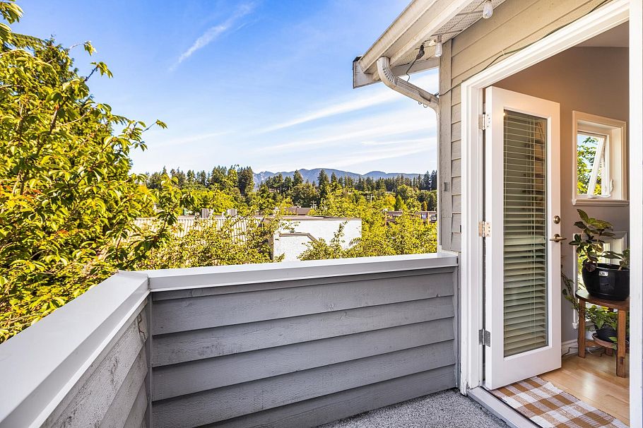303 1528 Bowser Avenue North Vancouver, BC - 20